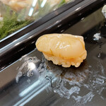 鮨屋 とんぼ - ホタテ