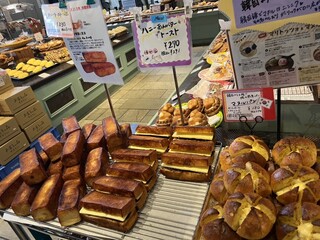 h Safuran - 店内　あんバタートースト270円