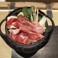 個室和食 肉割烹 吟次郎 品川駅前店 - 神戸牛のすき焼き