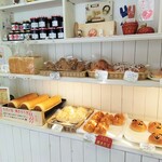 種類はあまり多くないデス(店内写真は価格改定前デス)