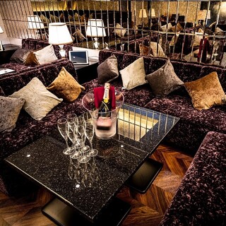 相席ラウンジ ミラス_1