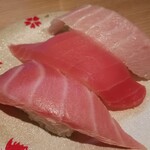 築地　銀一丁 - まぐろ三昧。480円。