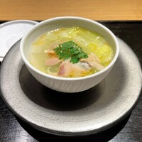 眞善美 - 九十九里浜の蛤と春キャベツのスープ