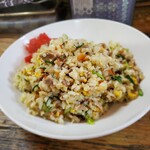 丸太小屋 - 焼き飯美味し( "´༥`"  )