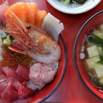 陸奥湊駅前休憩所 - 