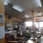 陸奥湊駅前休憩所 - 