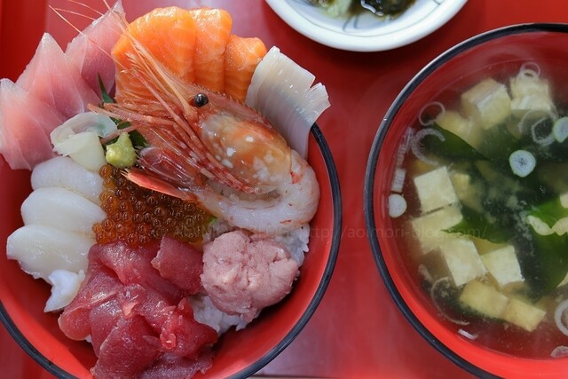 陸奥湊駅前休憩所 - 陸奥湊（海鮮丼）の写真