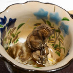 馳走 啐啄一十  - 「炙り舞茸(山形県産)
      蒸し渡り蟹(広島県福山産)白芋茎」