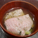 馳走 啐啄一十  - 「榊山牛(広島県熊野産、32ヶ月生体熟成、雌)の
      出汁(真昆布&いりこ、鰹節、鯖節、あご節)しゃぶ
      (広島市安佐南区の湧水)」