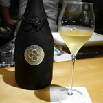 馳走 啐啄一十  - インフィニット・エイト・アルティメイト・リミテッド2003(シャンパーニュ、フランス)葡萄品種:ピノ・ノワール60%、シャルドネ40%