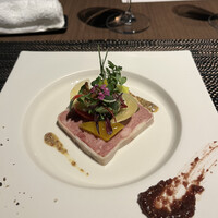 ザ　ジュエルズ - 豚肉のパテ。右下はいちじくのソース。臭くなく、上に乗っているドライイチジクがパリッと美味しい