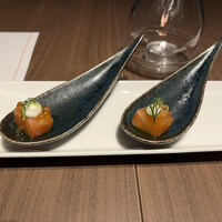 ザ　ジュエルズ - 鮭のマリネ。チーズが美味しい。