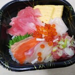 虹のマート - 海鮮丼550円