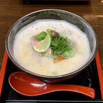 豚白湯創作麺処 友池 - 