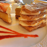 ミクニナゴヤ - いちごのタルト、ピスタチオ、ミルフィーユ