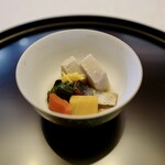 銀座 吉兆 - 季節の炊き合わせ、海老芋、鰊、南瓜、パプリカ、菠薐草、柚