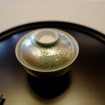 銀座 吉兆 - 美しい緑青磁プラチナ彩蓋物碗