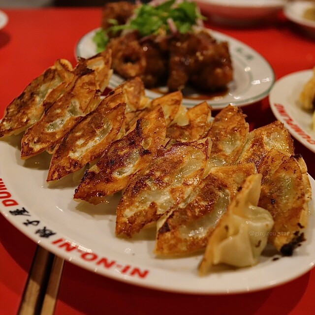 餃子屋 弐ノ弐 宗右衛門町店 日本橋 中華料理 食べログ