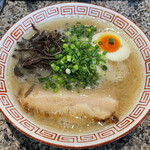 だるま大使 - 「だるまラーメン（とんこつ）」770円