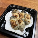 平塚商店 - 炙りチーズかき 881円