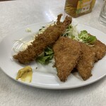 ゆたか食堂 - ハムカツとエビフライ