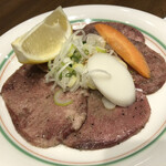 焼肉 鶯谷園 - 特上タンだったかな？