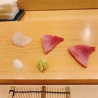 鮨 しゅん輔 阿佐ヶ谷 - 平目、メジマグロ