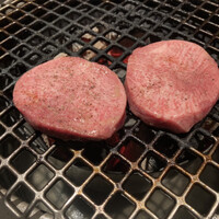 Yakiniku BarBies - 極生タン塩