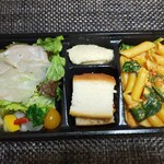 TRATTORIA IL DADO - パスタサラダBOX 1,200円