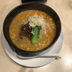 舞鶴麺飯店 - 