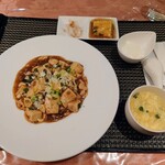 帝塚山グランパ - 令和4年2月
麻婆丼セット 880円