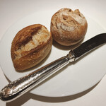 銀座 レカン - パン #1 ライ麦 プレーンなバゲット