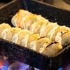 餃子酒場 ぶらんちゅ - 料理写真:餃子調理