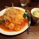 シント - エビチリオムごはん＋スープ