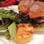 アンティカ オステリア カルネヤ - 【2012.12.24】カルネヤバーガー