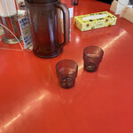 赤湯ラーメン 龍上海 - 円卓テーブル席