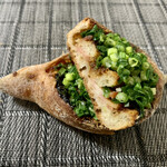 Le Supreme. 栄生本店 - ネギ味噌ベーコン（¥240）（税別）　カット