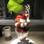 PATISSERIE ASAKO IWAYANAGI - パルフェビジュー 苺ストロベリーフレーズ