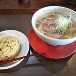 麺屋 とり仁 - 濃厚とり仁らーめん＋半チャーハンセット