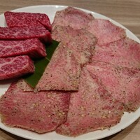 焼肉うしごろ 新宿三丁目店 - 