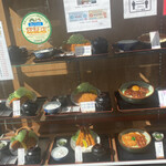 とんかつ 川久 - ショーケース