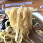 一力食堂 - タンメン 麺リフト