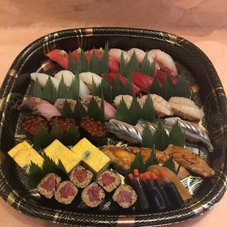 Sushi Urayama - 極上のテイクアウト鮨