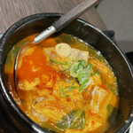 飛騨牛焼肉・韓国料理 丸明 - 赤テールスープ