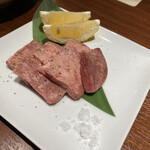 焼肉 芯々 - 厚切り上タン