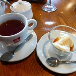 ディアモ クッチーナ - ラテコッタ＆紅茶