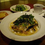炭の花 - ツナと茄子・長芋の和風スパゲッティーランチ　ダシと香草がやさしく香ります。長芋がアクセント。