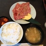 焼肉せんりゅう - カルビ（こだわり）定食