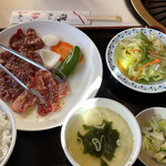 朝鮮飯店 - 焼肉ランチ
