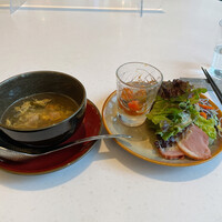 モダンチャイニーズブラッセリ― HALOW - 